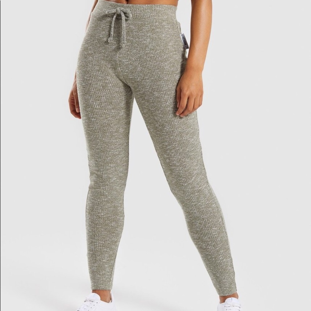 Gymshark Khaki Slounge Leggings XS